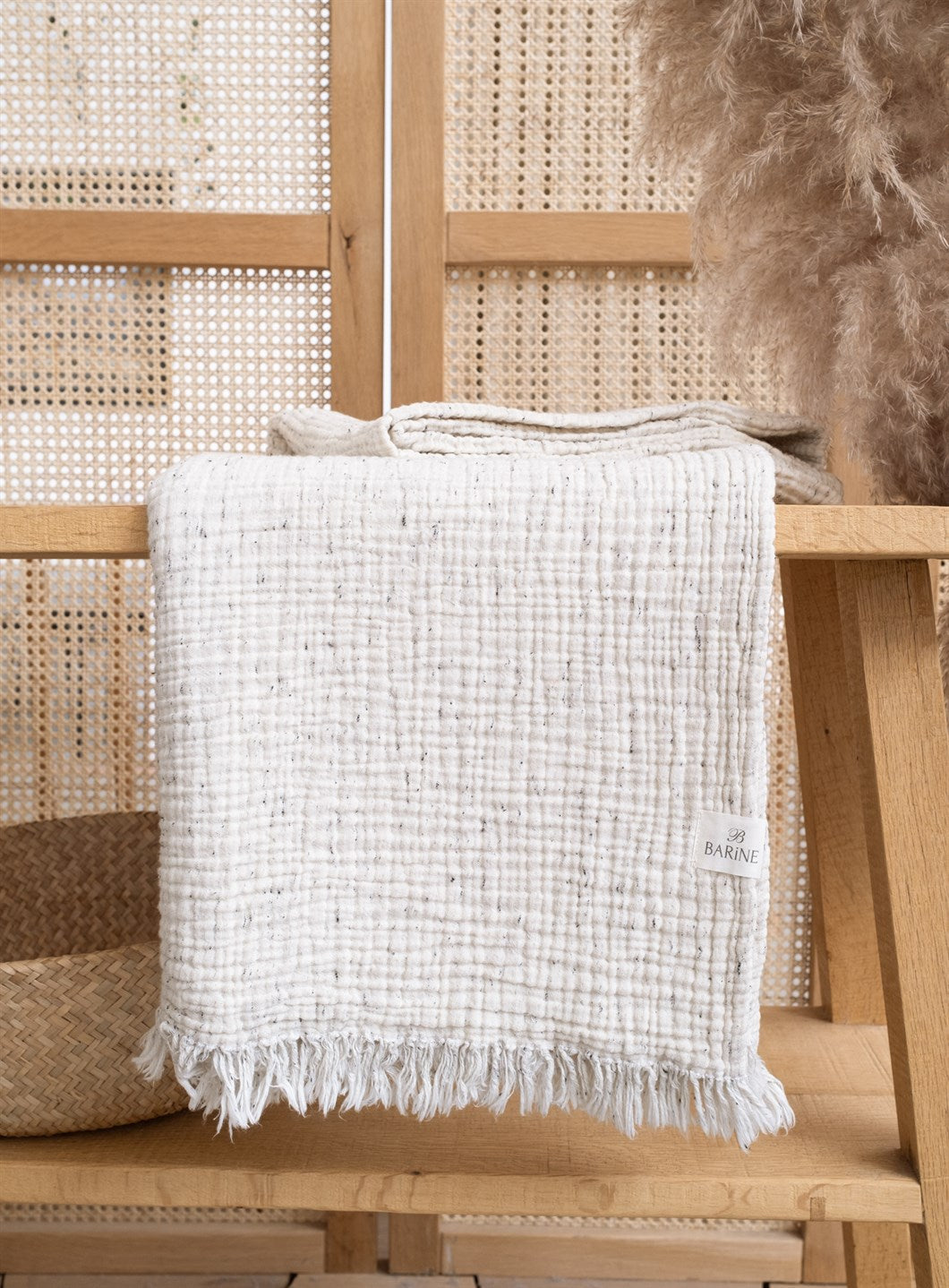 Dopppelseitige Kuscheldecke in Puder Pastell