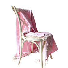 Lade das Bild in den Galerie-Viewer, Vegane Yalova Ultra Weiche Marmorierte Decke in Rosa
